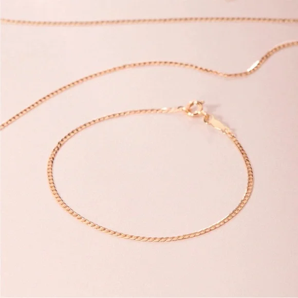 CATBIRD Petite Second Avenue Gold Bracelet
14k Solid Gold - Picture 6 of 9